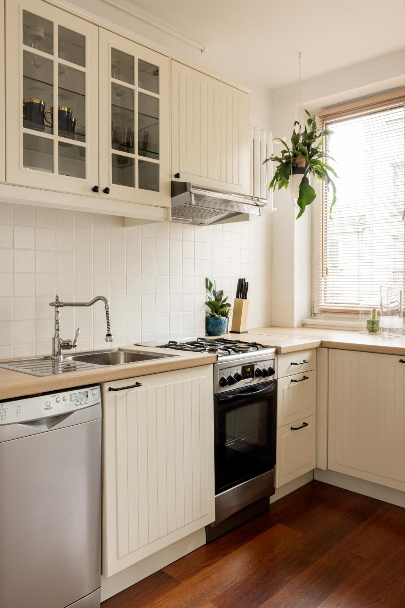 Relax Apartment Hoza / Poznanska Варшава Екстериор снимка
