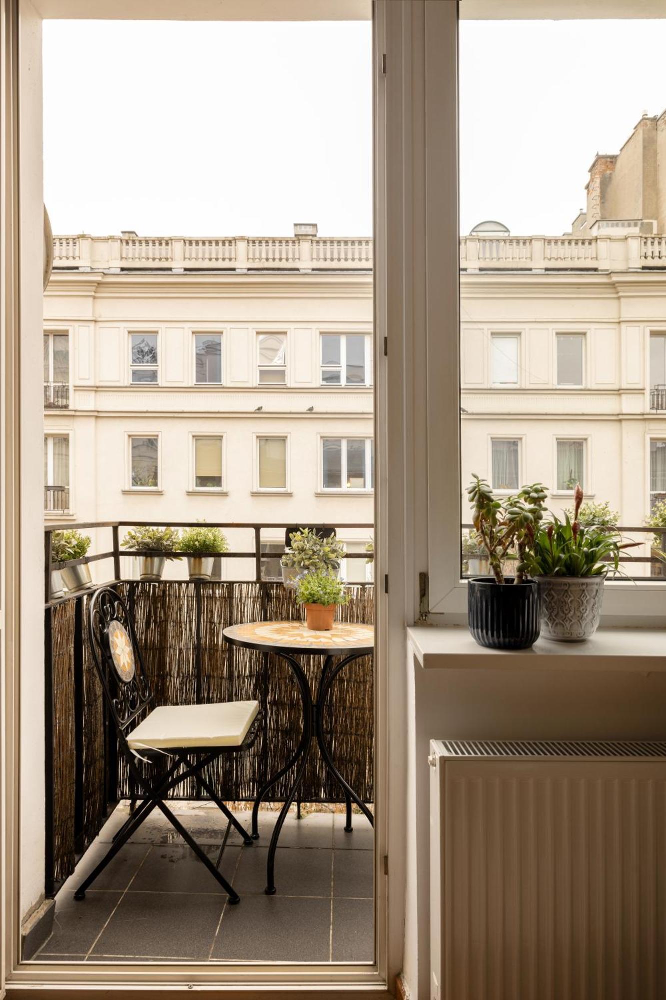 Relax Apartment Hoza / Poznanska Варшава Екстериор снимка